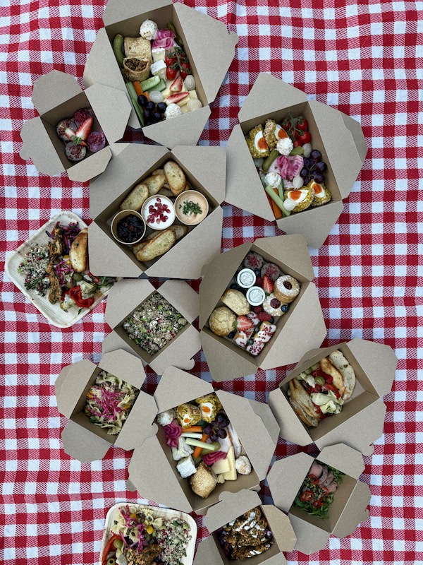 Picnic hampers